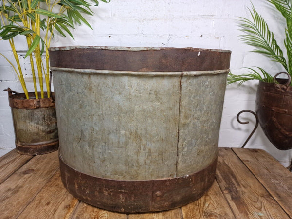 XL Large Round Galvanised Metal Feeder Trough Garden Planter Tub Wildlife Pond