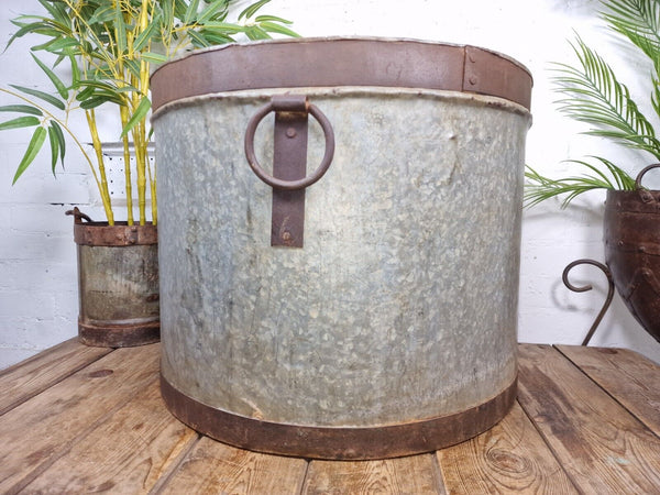 XL Large Round Galvanised Metal Feeder Trough Garden Planter Tub Wildlife Pond