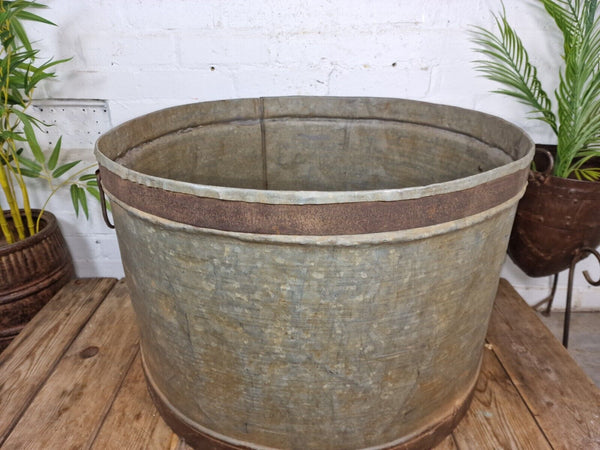 XL Large Round Galvanised Metal Feeder Trough Garden Planter Tub Wildlife Pond