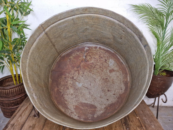 XL Large Round Galvanised Metal Feeder Trough Garden Planter Tub Wildlife Pond