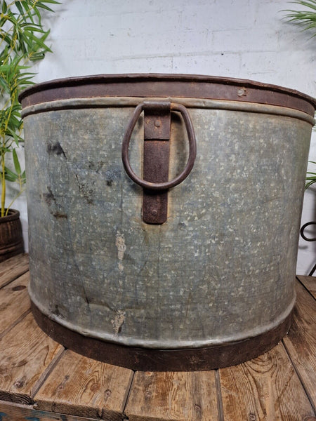 XL Large Round Galvanised Metal Feeder Trough Garden Planter Tub Wildlife Pond