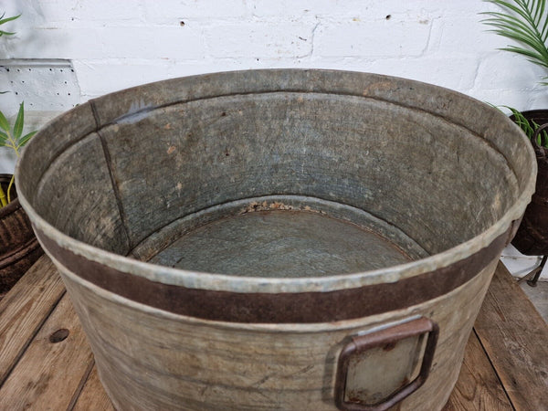 XL Large Round Galvanised Metal Feeder Trough Garden Planter Tub Wildlife Pond
