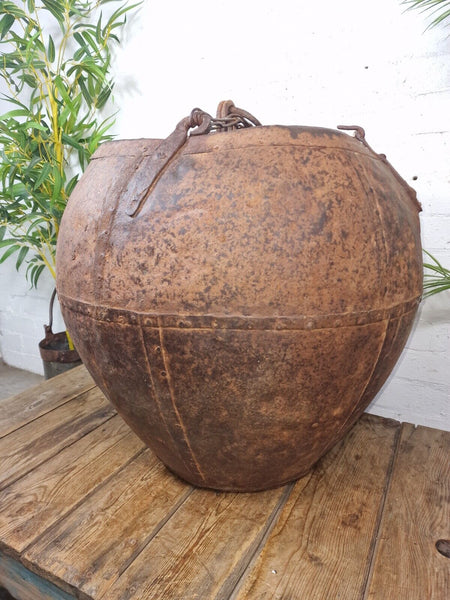 XL Large Rustic Riveted Iron Metal Well Bucket Olive Tree Garden Planter Pot Tub