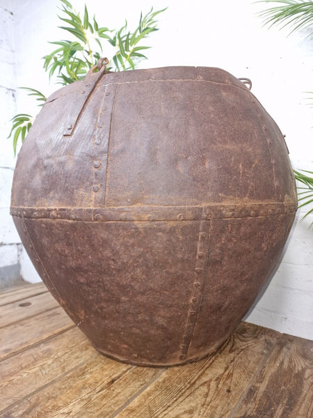 XL Large Rustic Riveted Iron Metal Well Bucket Olive Tree Garden Planter Pot Tub