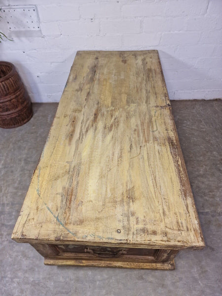 Vintage Indian Reclaimed Solid Wooden Storage Chest Trunk Ottoman Coffee Table