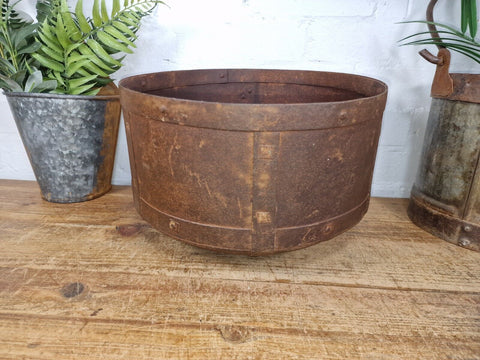 Antique Rustic Hand Forged Riveted Iron Metal Bowl Dish Herb Garden Planter
