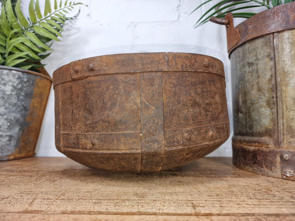 Antique Rustic Hand Forged Riveted Iron Metal Bowl Dish Herb Garden Planter