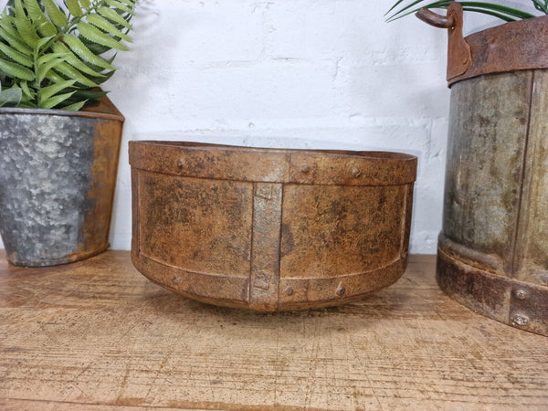 Antique Rustic Hand Forged Riveted Iron Metal Bowl Dish Herb Garden Planter