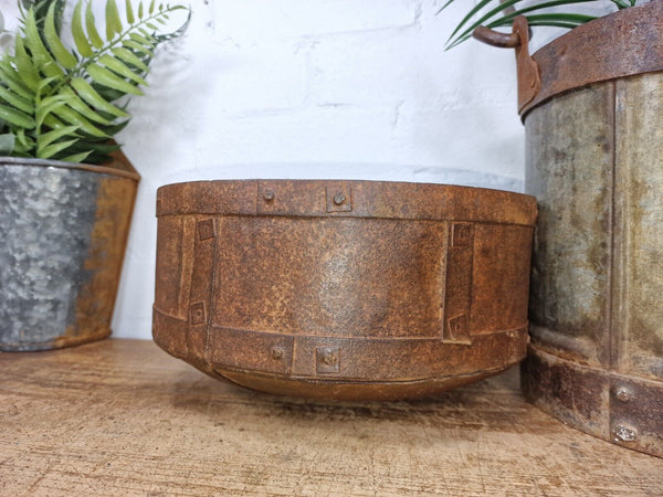 Antique Rustic Hand Forged Riveted Iron Metal Bowl Dish Herb Garden Planter