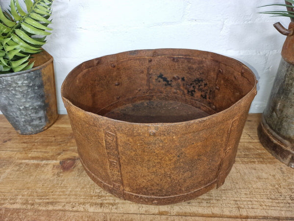 Antique Rustic Hand Forged Riveted Iron Metal Bowl Dish Herb Garden Planter