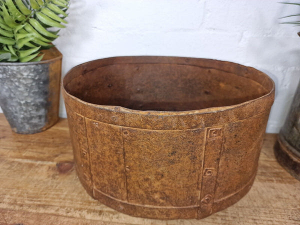 Antique Rustic Hand Forged Riveted Iron Metal Bowl Dish Herb Garden Planter