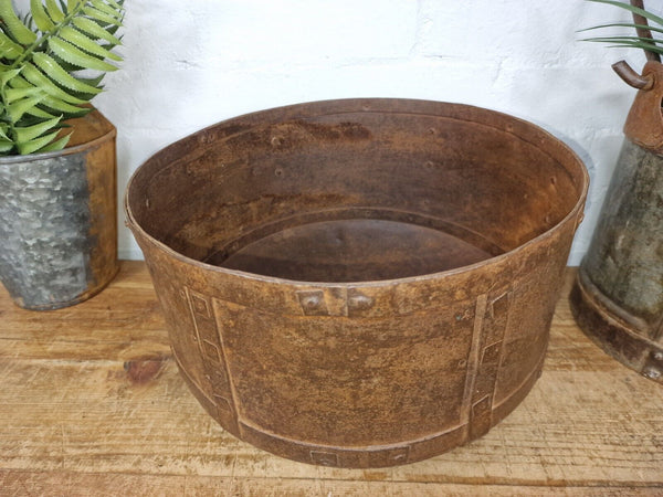 Antique Rustic Hand Forged Riveted Iron Metal Bowl Dish Herb Garden Planter