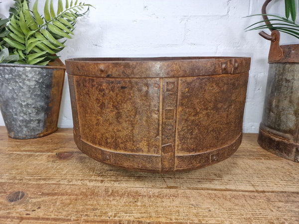 Antique Rustic Hand Forged Riveted Iron Metal Bowl Dish Herb Garden Planter