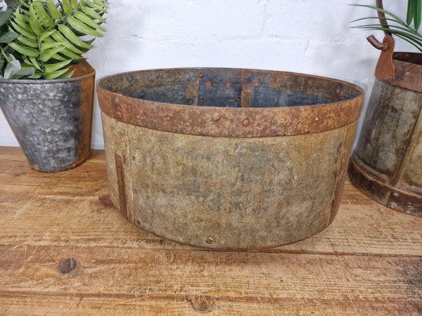 Antique Rustic Hand Forged Riveted Iron Metal Bowl Dish Herb Garden Planter