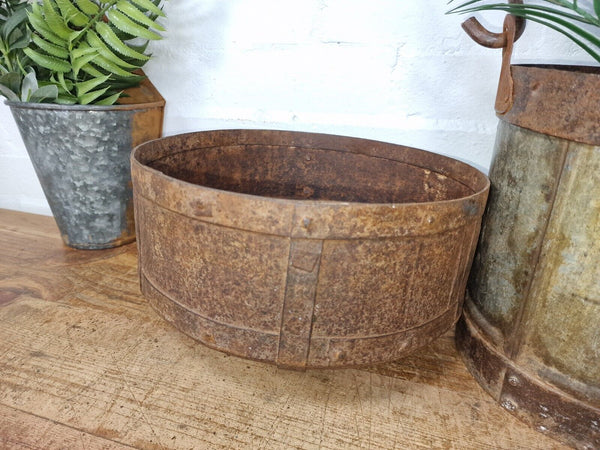 Antique Rustic Hand Forged Riveted Iron Metal Bowl Dish Herb Garden Planter