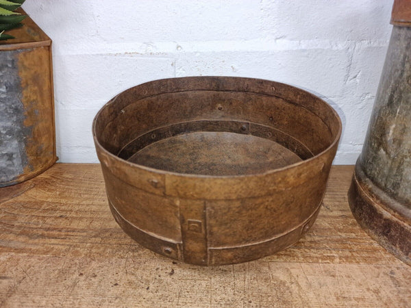 Antique Rustic Hand Forged Riveted Iron Metal Bowl Dish Herb Garden Planter