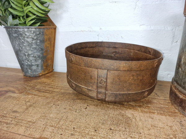 Antique Rustic Hand Forged Riveted Iron Metal Bowl Dish Herb Garden Planter