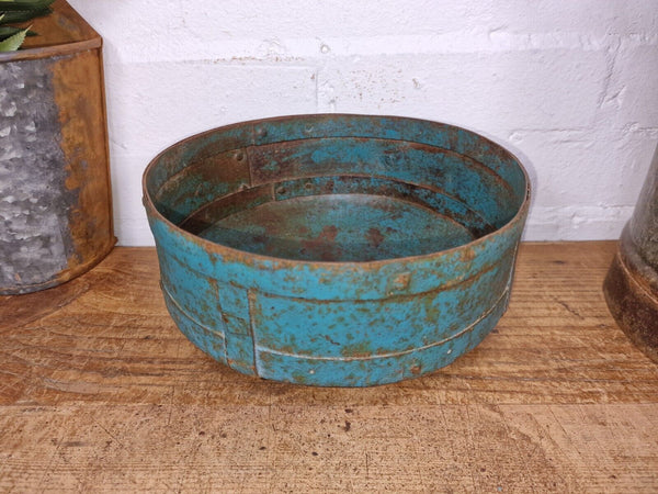Antique Rustic Hand Forged Riveted Iron Metal Bowl Dish Herb Garden Planter