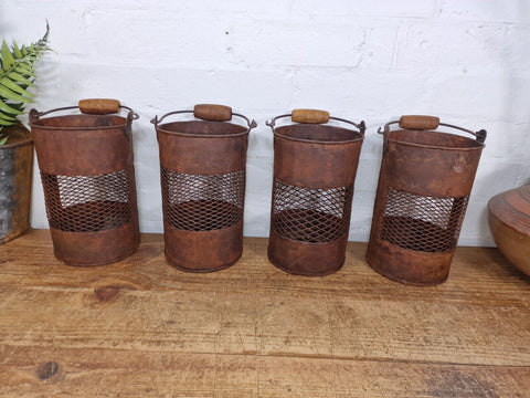 Vintage Rustic Metal Mesh Basket Pot Utensil Pen Bucket Candle Holder Lantern