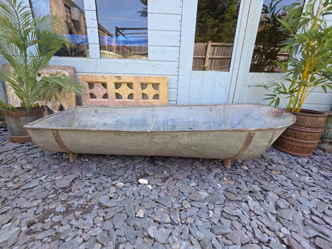 Large Vintage Hungarian Galvanised Zinc Tin Bath Tub Garden Pond Herb Planter