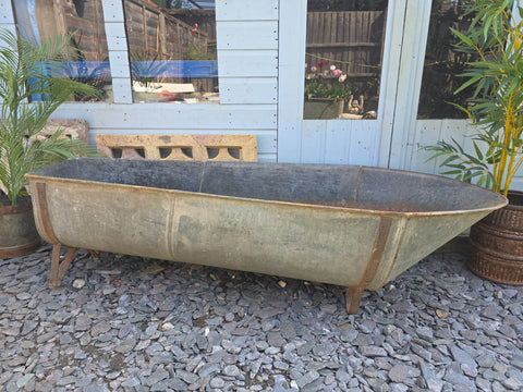 Large Vintage Hungarian Galvanised Zinc Tin Bath Tub Garden Pond Herb Planter