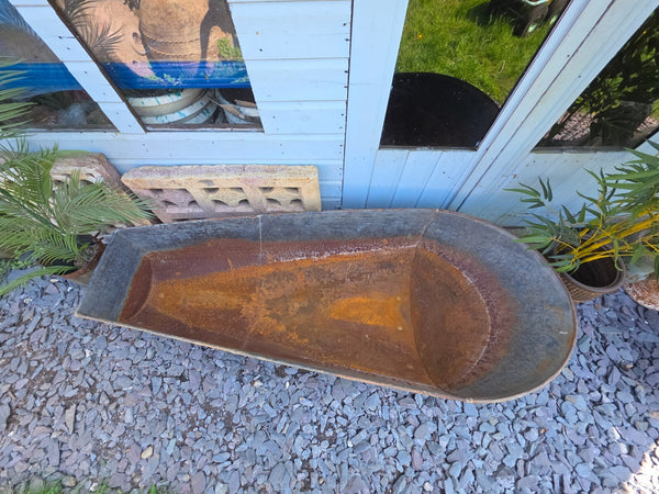Large Vintage Hungarian Galvanised Zinc Tin Bath Tub Garden Pond Herb Planter