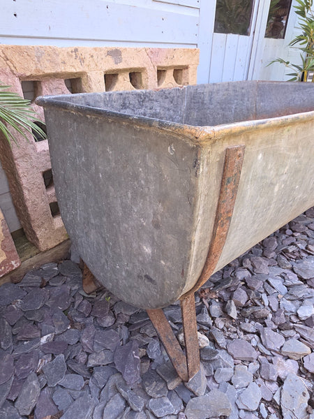 Large Vintage Hungarian Galvanised Zinc Tin Bath Tub Garden Pond Herb Planter