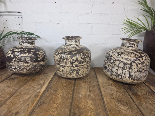 Vintage Rustic Authentic Indian Heavy Duty Iron Metal Water Pot Vase Lota