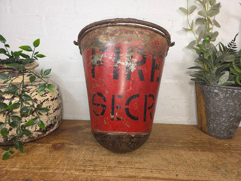 Vintage Rustic industrial Metal Fire Bucket Garden Planter Tub Hanging Basket