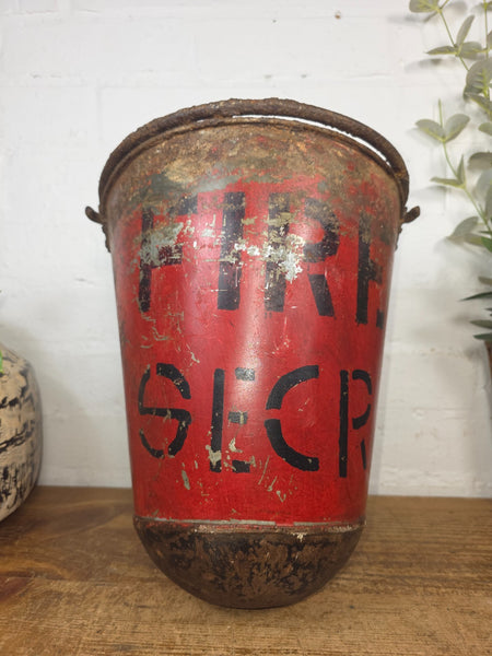 Vintage Rustic industrial Metal Fire Bucket Garden Planter Tub Hanging Basket