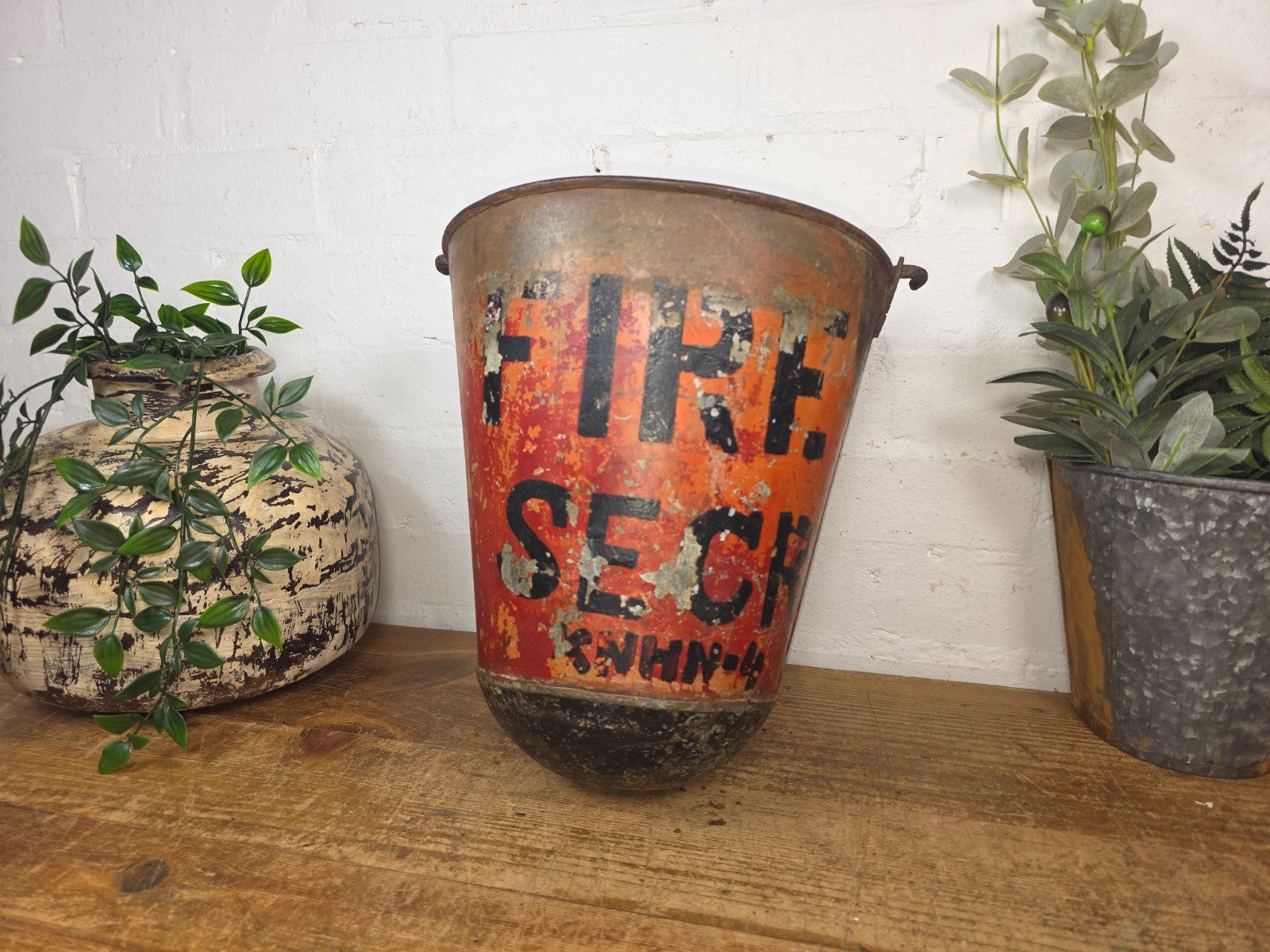 Vintage Rustic industrial Metal Fire Bucket Garden Planter Tub Hanging Basket