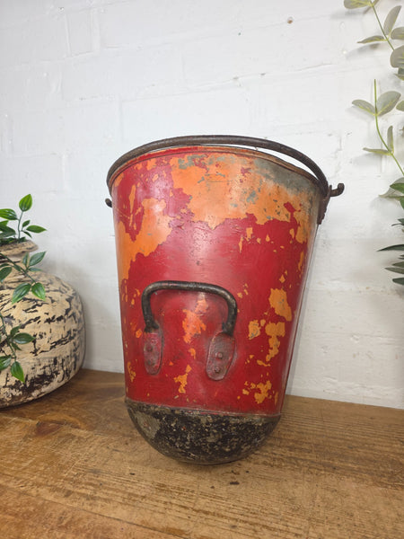 Vintage Rustic industrial Metal Fire Bucket Garden Planter Tub Hanging Basket