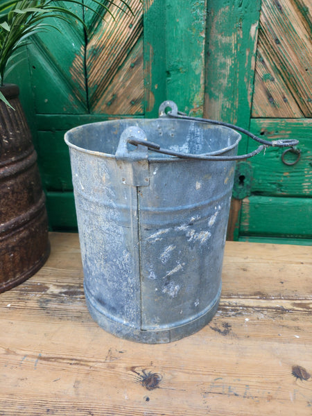Vintage French European Galvanised Wash Tub Well Bucket Pot Garden Planter