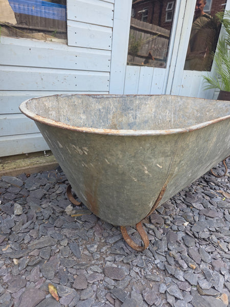 Large Vintage Hungarian Galvanised Tin Bath Tub Trough Garden Pond Herb Planter