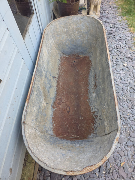 Large Vintage Hungarian Galvanised Tin Bath Tub Trough Garden Pond Herb Planter