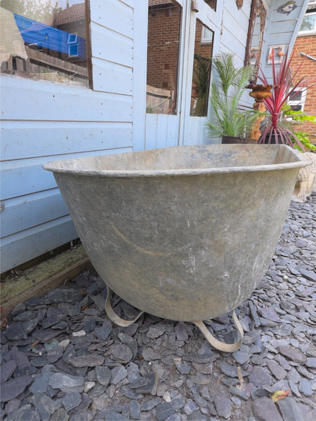 Large Vintage Hungarian Galvanised Tin Bath Tub Trough Garden Pond Herb Planter