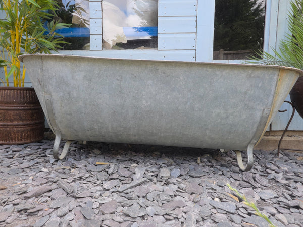 Large Vintage Hungarian Galvanised Tin Bath Tub Trough Garden Pond Herb Planter