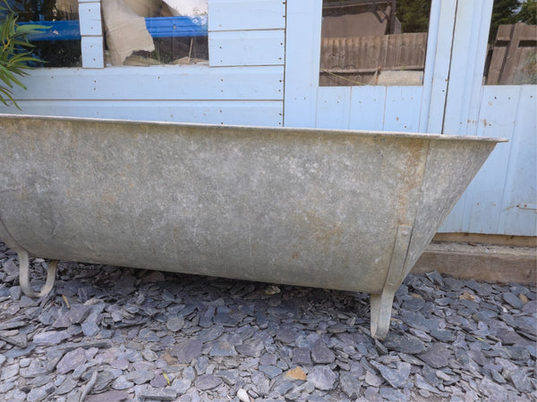 Large Vintage Hungarian Galvanised Tin Bath Tub Trough Garden Pond Herb Planter