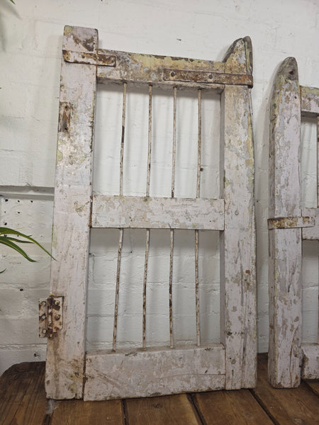Old Pair Vintage Reclaimed Indian Wooden Iron Saloon Doors Shutters Garden Gates