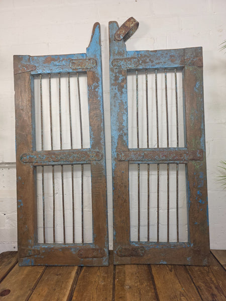 Old Pair Vintage Reclaimed Indian Wooden Iron Saloon Doors Shutters Garden Gates