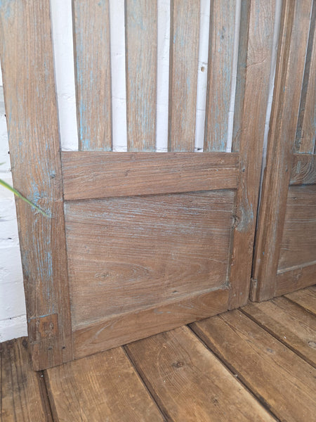 Old Pair Vintage Reclaimed Indian Wooden Iron Saloon Doors Shutters Garden Gates