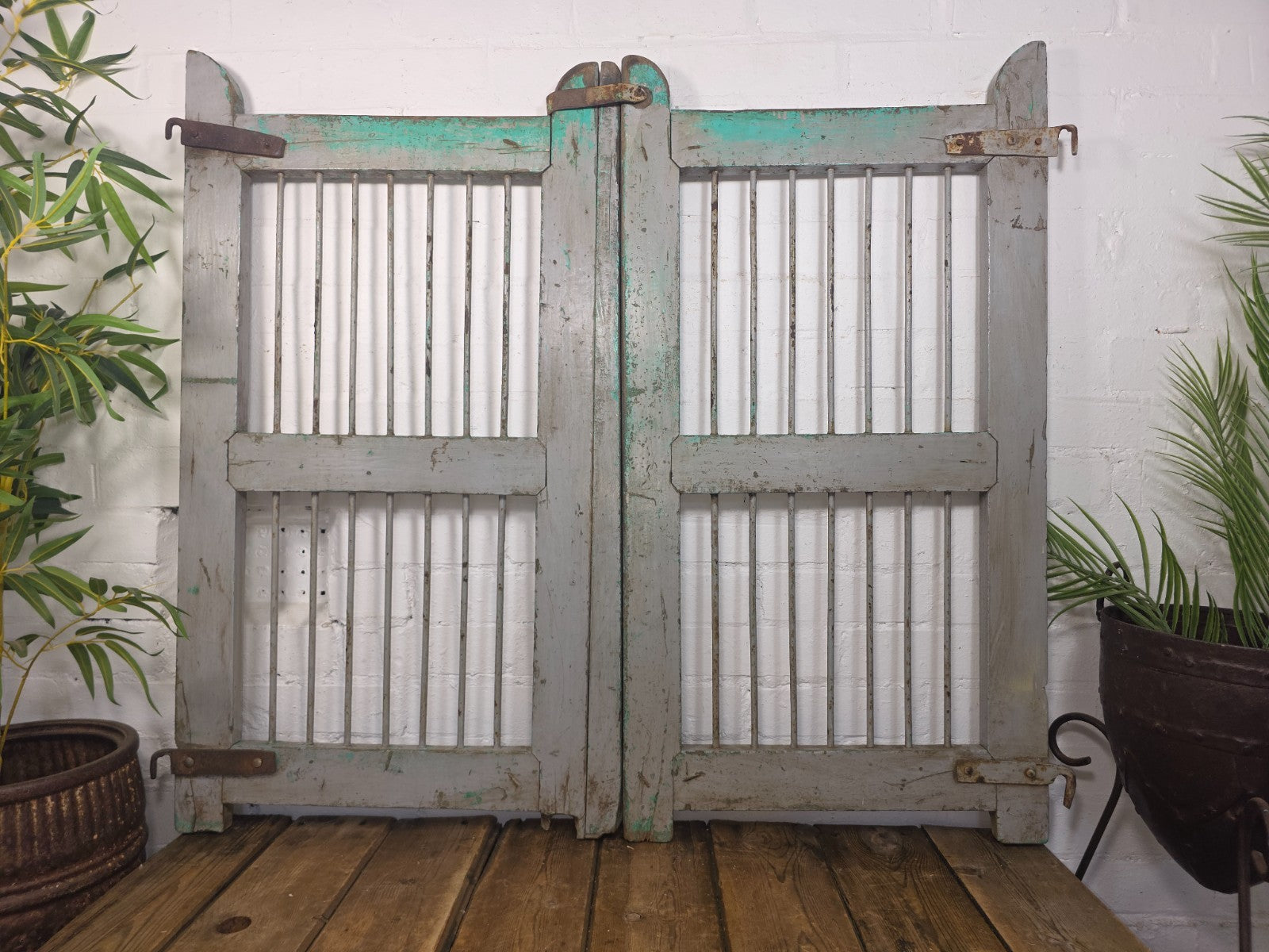 Old Pair Vintage Reclaimed Indian Wooden Iron Saloon Doors Shutters Garden Gates