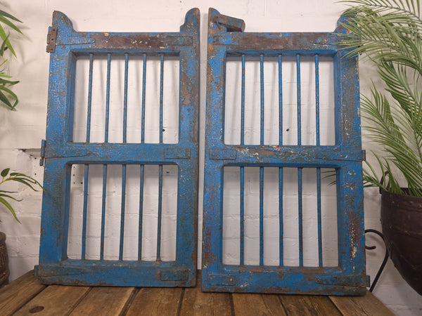 Old Pair Vintage Reclaimed Indian Wooden Iron Saloon Doors Shutters Garden Gates