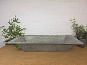 Vintage Large Galvanised Grape Hod Trough Garden Planter Pond Dog Bath Tub