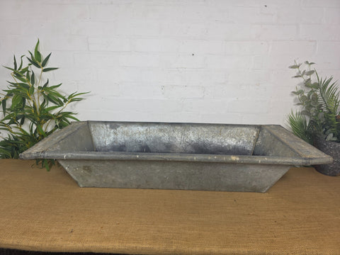 Vintage Large Galvanised Grape Hod Trough Garden Planter Pond Dog Bath Tub