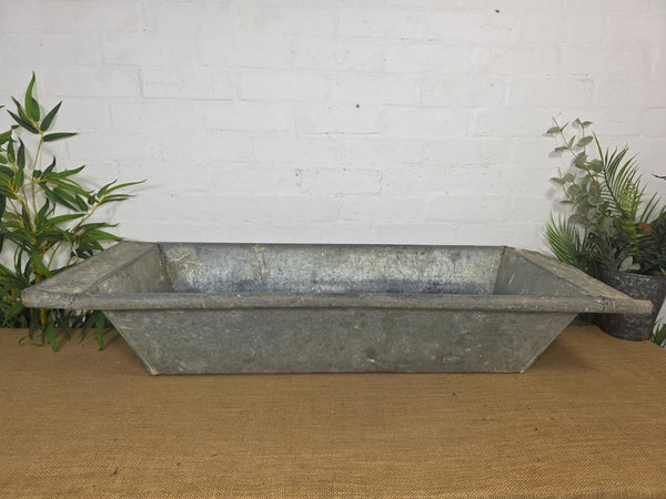 Vintage Large Galvanised Grape Hod Trough Garden Planter Pond Dog Bath Tub