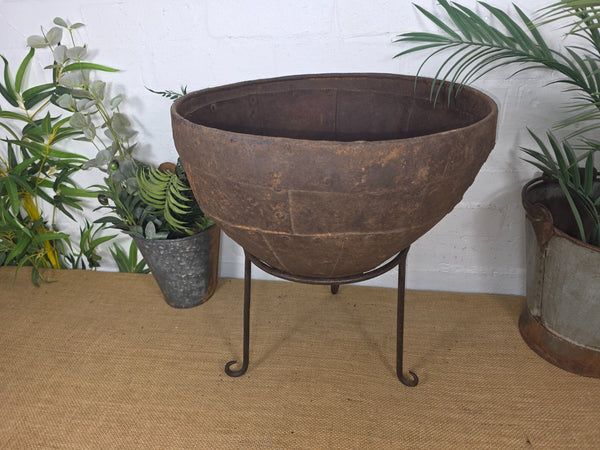 Large Heavy Duty Riveted Iron Indian Kadai Fire Pit Garden Planter Drinks Cooler