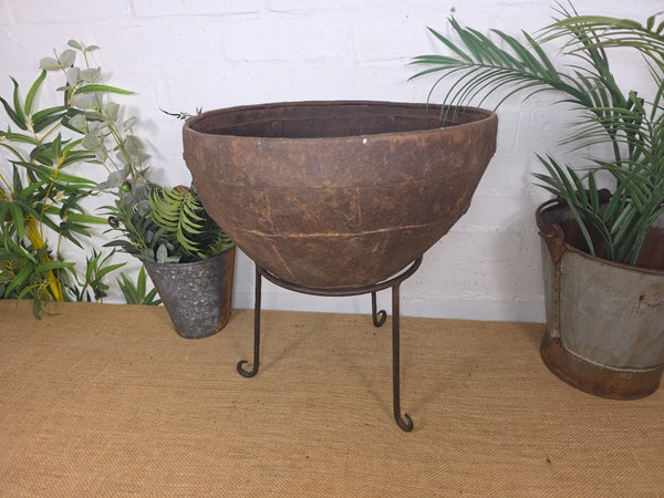 Large Heavy Duty Riveted Iron Indian Kadai Fire Pit Garden Planter Drinks Cooler