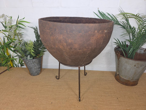 Large Heavy Duty Riveted Iron Indian Kadai Fire Pit Garden Planter Drinks Cooler