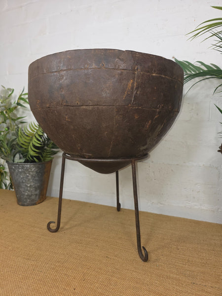 Large Heavy Duty Riveted Iron Indian Kadai Fire Pit Garden Planter Drinks Cooler